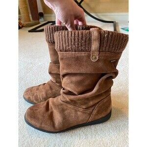 Cougar brown women boots Size 9